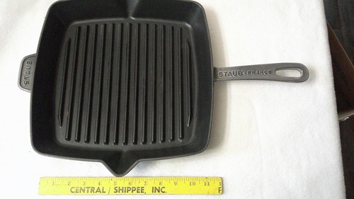 Staub square cast iron - 12",