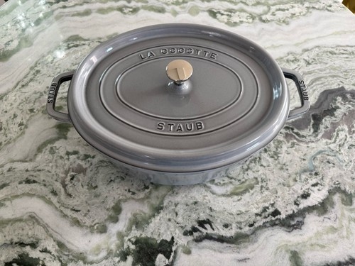 Cocotte ovale grigio polvere